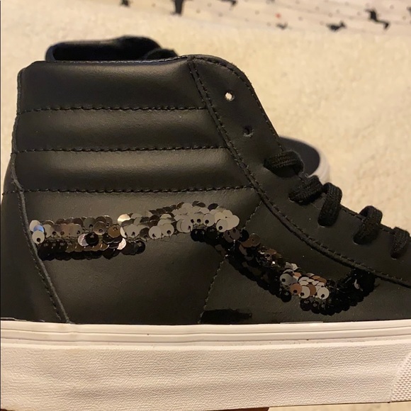 Vans high top as 8 leather sequin shoes - Picture 2 of 4
